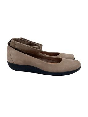 Clarks Collection Women's Medora Nina Ankle Strap Comfort Flats Shoes Size 8